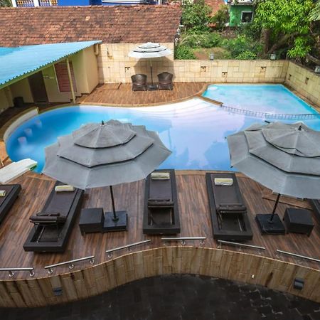 Holiday Goa Arpora Exterior photo