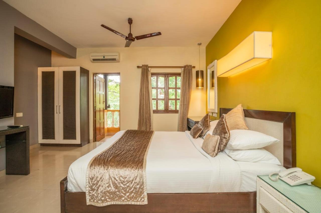 Holiday Goa Arpora Exterior photo