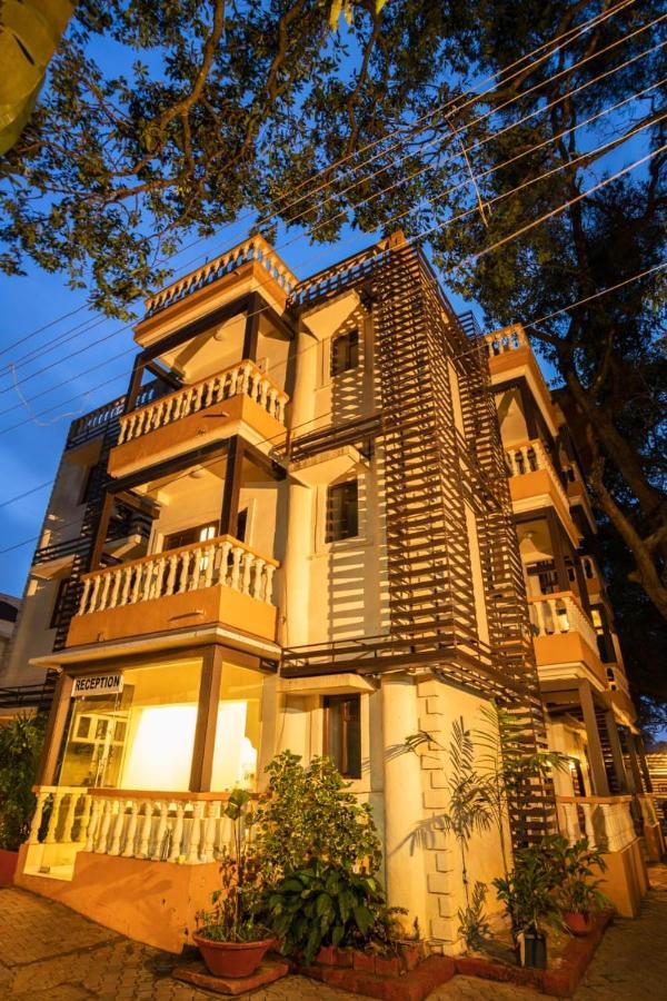 Holiday Goa Arpora Exterior photo
